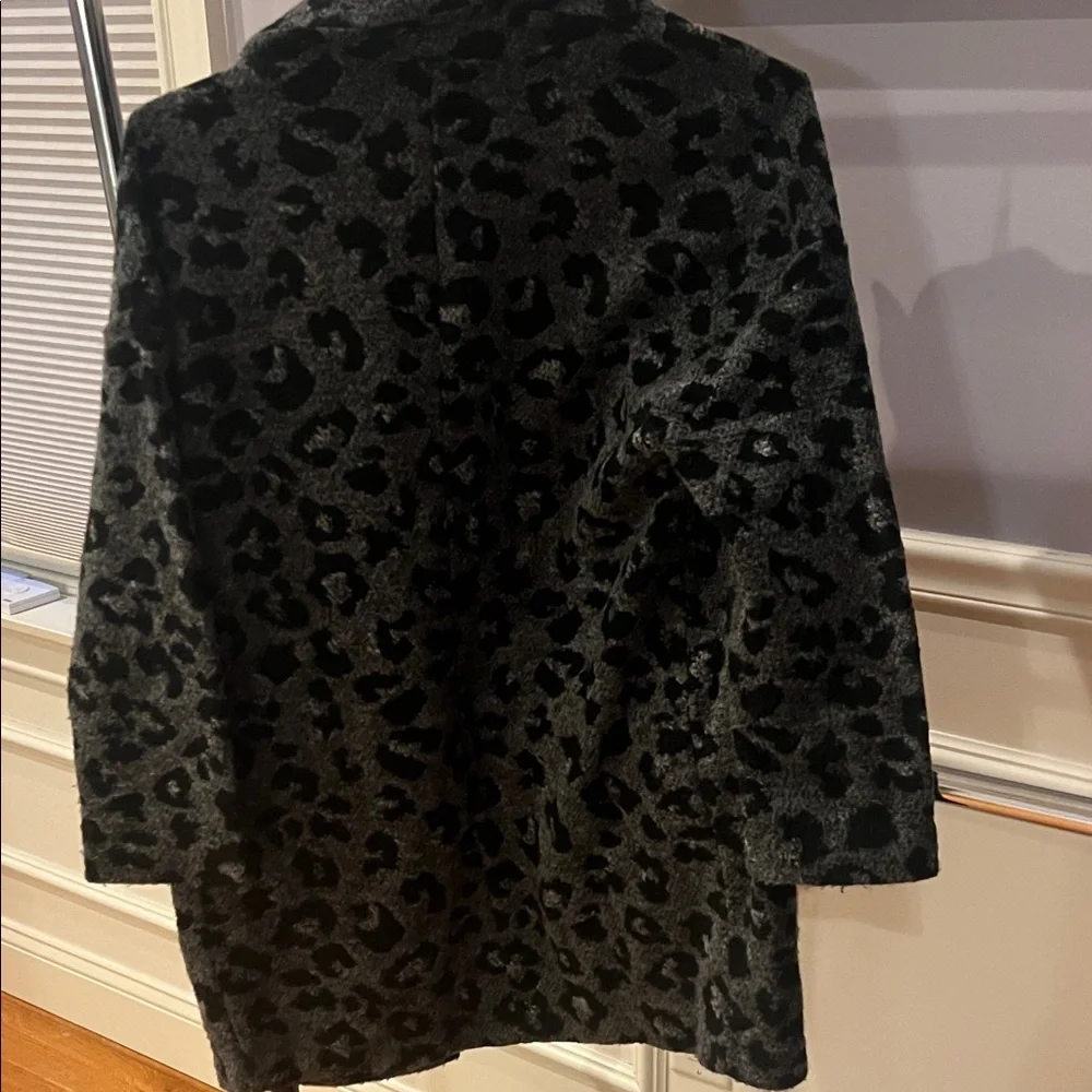 Madewell Leopard Print Cardigan Texture and Thread - Picture 5 of 10